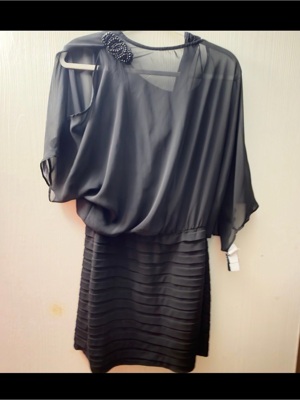 Source Unknown Black One-Shoulder Chiffon Overlay Dress with Beaded Accent shear